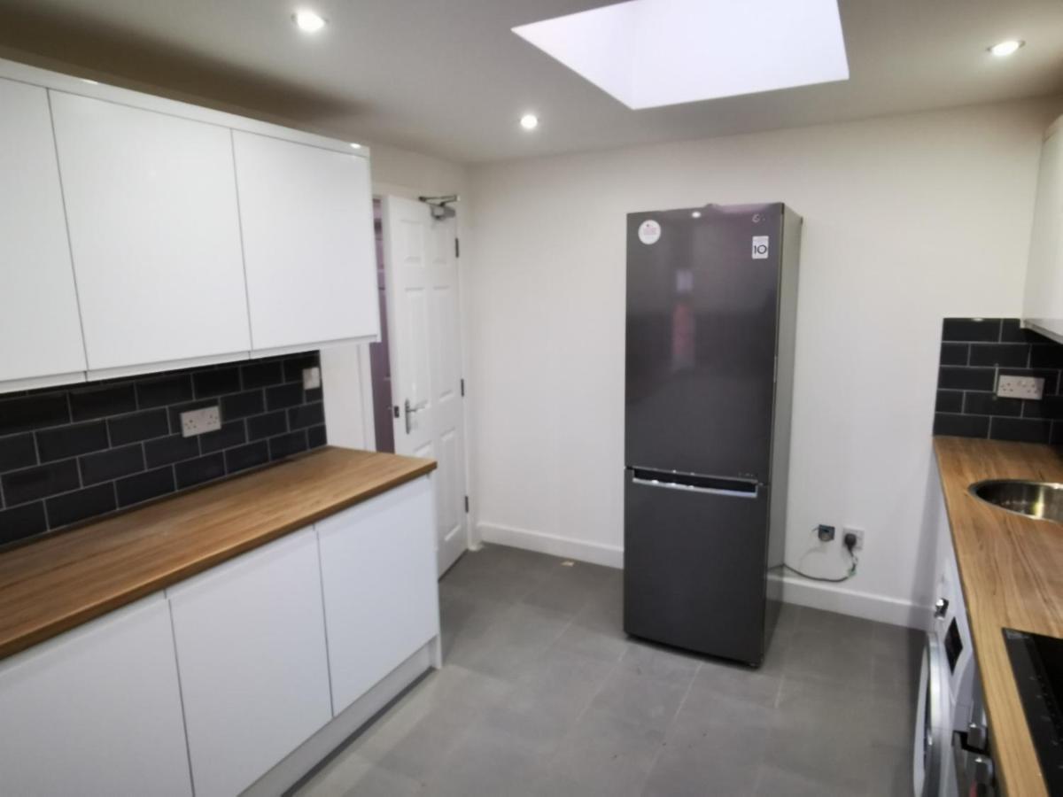 The Old Guest House, Norbury Avenue Экстерьер фото